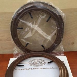 (2) Van Hygan & Smythe Collectors Plate Frames